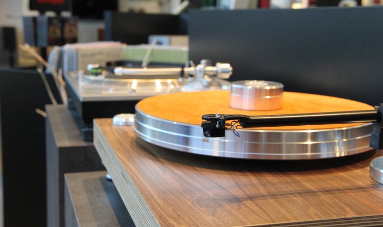 HiFi-Anlagen kaufen | Beratung & Installation | Coldewey Westerstede